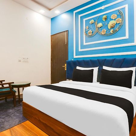 Hotel O Royal Guest House Garhi Harsaru Buitenkant foto