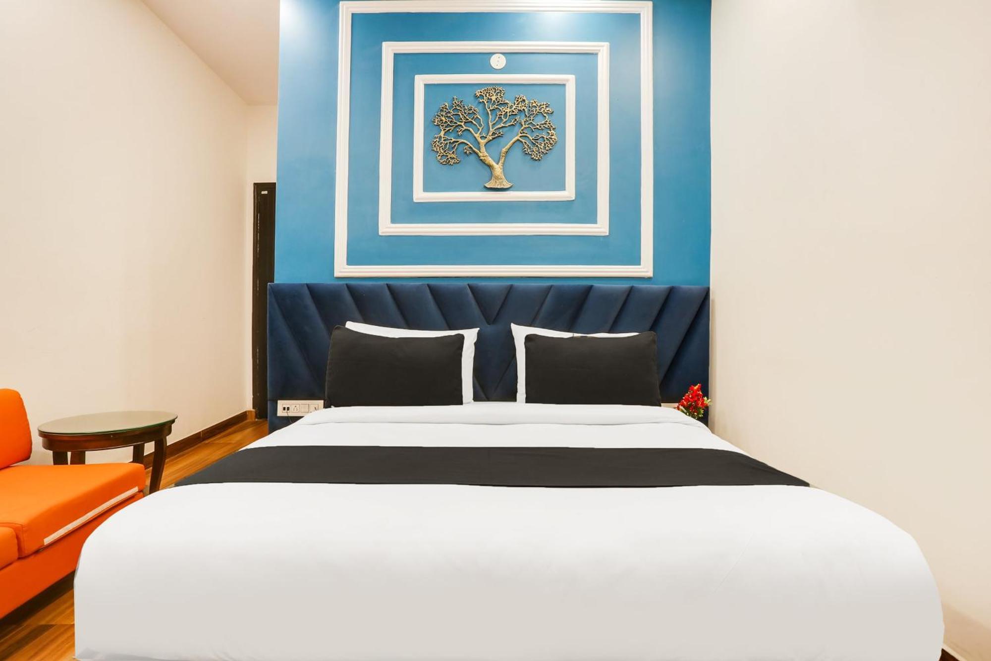 Hotel O Royal Guest House Garhi Harsaru Buitenkant foto