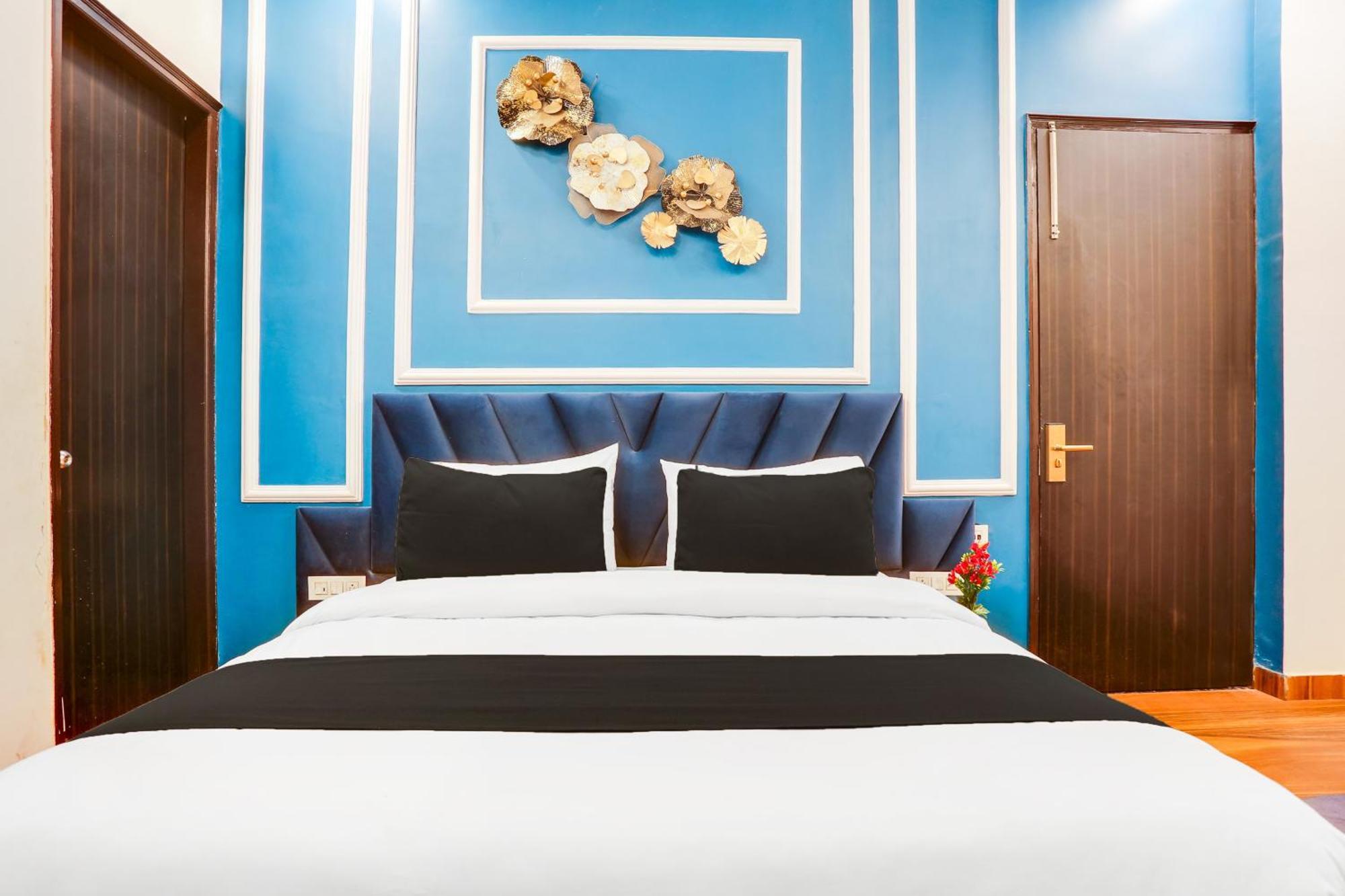 Hotel O Royal Guest House Garhi Harsaru Buitenkant foto